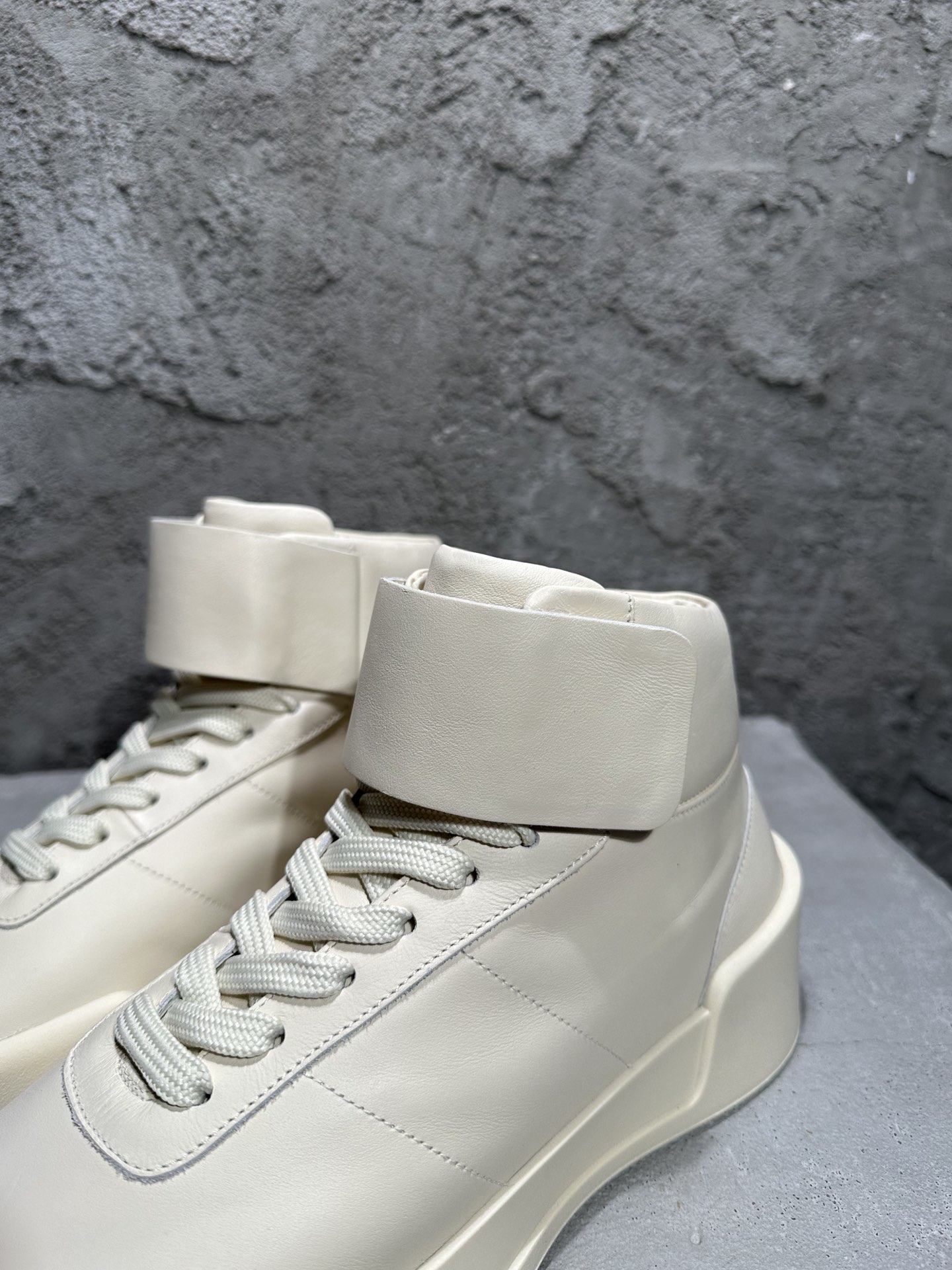 Men Shoes High Top Platform Sn - Men Shoes Lacoste ulasan dan harga