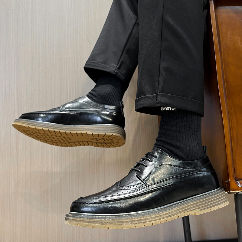 New Brogues 2023 Men Non-slip  - Men Shoes Clearance ulasan dan harga
