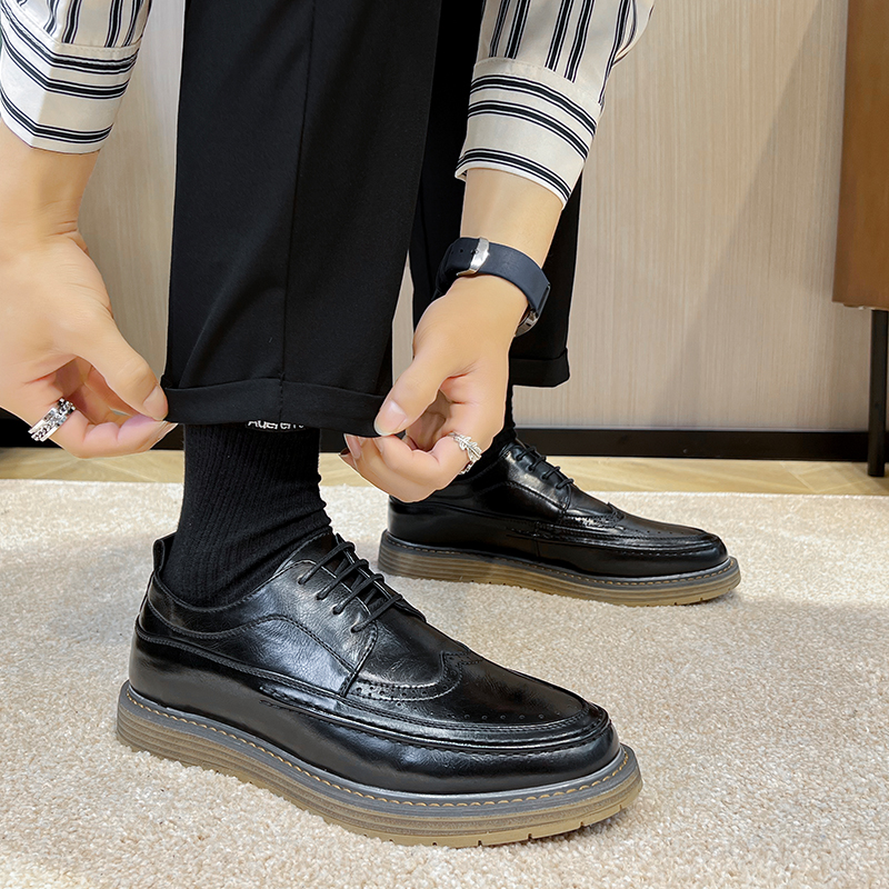 New Brogues 2023 Men Non-slip  - Men Shoes Clearance ulasan dan harga